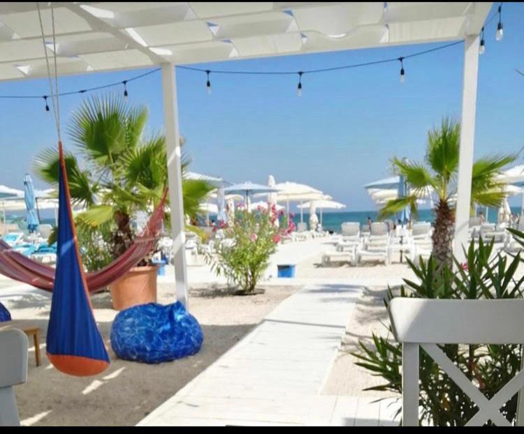 Lira Beach Studio Mamaia Buitenkant foto